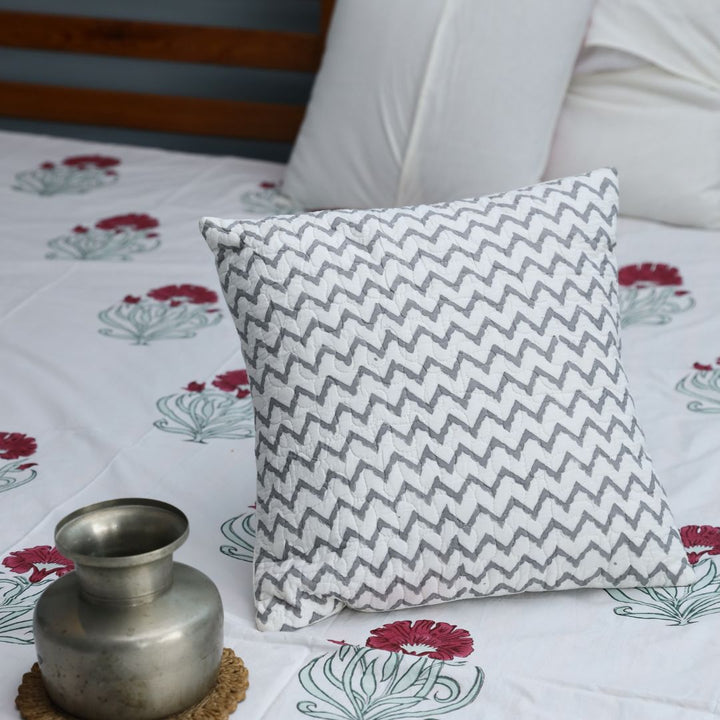 Set of 2 Cotton Cushion Covers Kantha