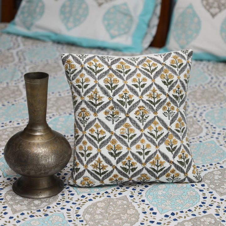 Set of 2 Cotton Cushion Covers Kantha (16 x 16 inches)